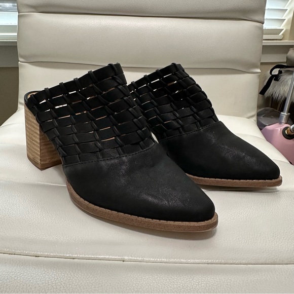 DV by Dolce Vita Taya Block Heel Mules Black 7.5 - Picture 4 of 9